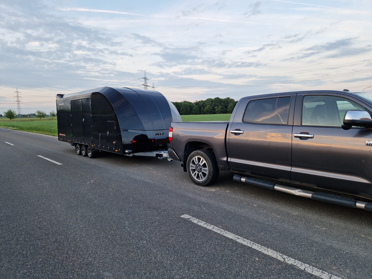 Autotransporter trailer BJT Race Transporter 7 397-6023-35-3-10-B 600x228x189cm black RR Kamera 1 Alufelgen Tridem 3500 Akt: picture 19