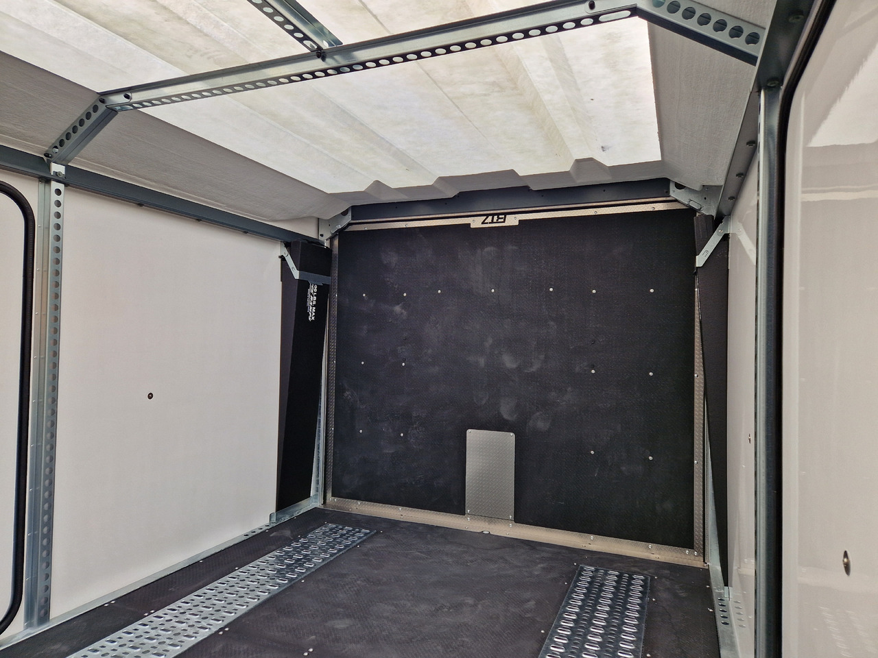 Autotransporter trailer BJT Race Transporter 7 397-6023-35-3-10-B 600x228x189cm black RR Kamera 1 Alufelgen Tridem 3500 Akt: picture 8