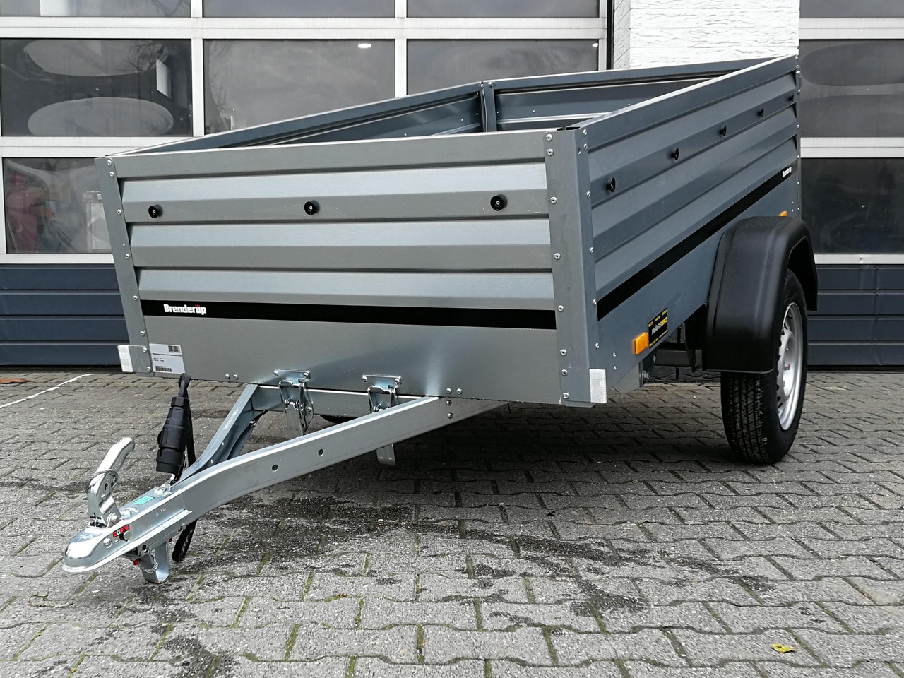Brenderup 1205 S XLUB 750 Klappdeichselanhänger 204x116x55cm hohe Bordwände 750kg Januar Aktion - Car trailer: picture 5 Brenderup 1205 S XLUB 750 Klappdeichselanhänger 204x116x55cm hohe Bordwände 750kg Januar Aktion - Car trailer: picture 5