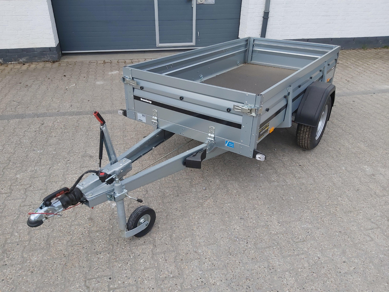 Brenderup 2260 SB 1300 258x128x40cm Stahl klappbare Vorderwand 1300kg Winter Aktion 311796 - Car trailer: picture 1 Brenderup 2260 SB 1300 258x128x40cm Stahl klappbare Vorderwand 1300kg Winter Aktion 311796 - Car trailer: picture 1