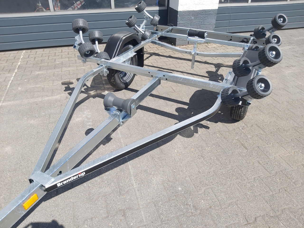 Brenderup Bootsanhänger Schlauchbootanhänger 150600UB RBX 600kg Januar online Aktion - Boat trailer: picture 2 Brenderup Bootsanhänger Schlauchbootanhänger 150600UB RBX 600kg Januar online Aktion - Boat trailer: picture 2