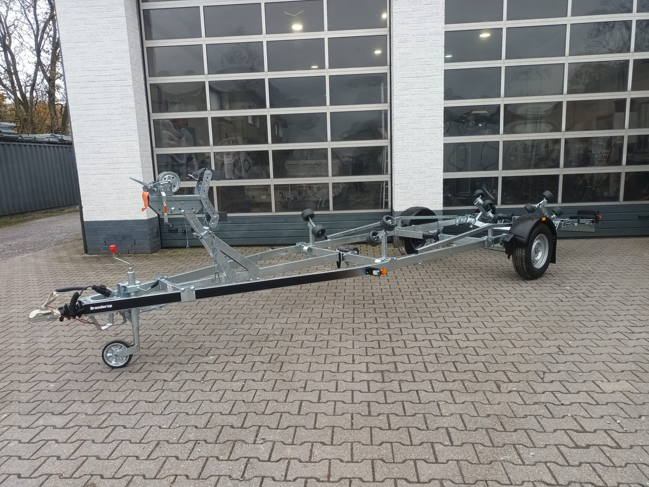 Brenderup Bootstrailer Premium 201500B SR X LED Superrollen 1500kg - Boat trailer: picture 1 Brenderup Bootstrailer Premium 201500B SR X LED Superrollen 1500kg - Boat trailer: picture 1