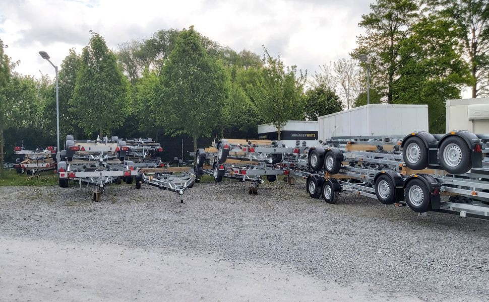 Brenderup Bootstrailer Premium 221800 B SRX - Line Superrollen Windenstand 1800kg Modell 2024 - Boat trailer: picture 1 Brenderup Bootstrailer Premium 221800 B SRX - Line Superrollen Windenstand 1800kg Modell 2024 - Boat trailer: picture 1