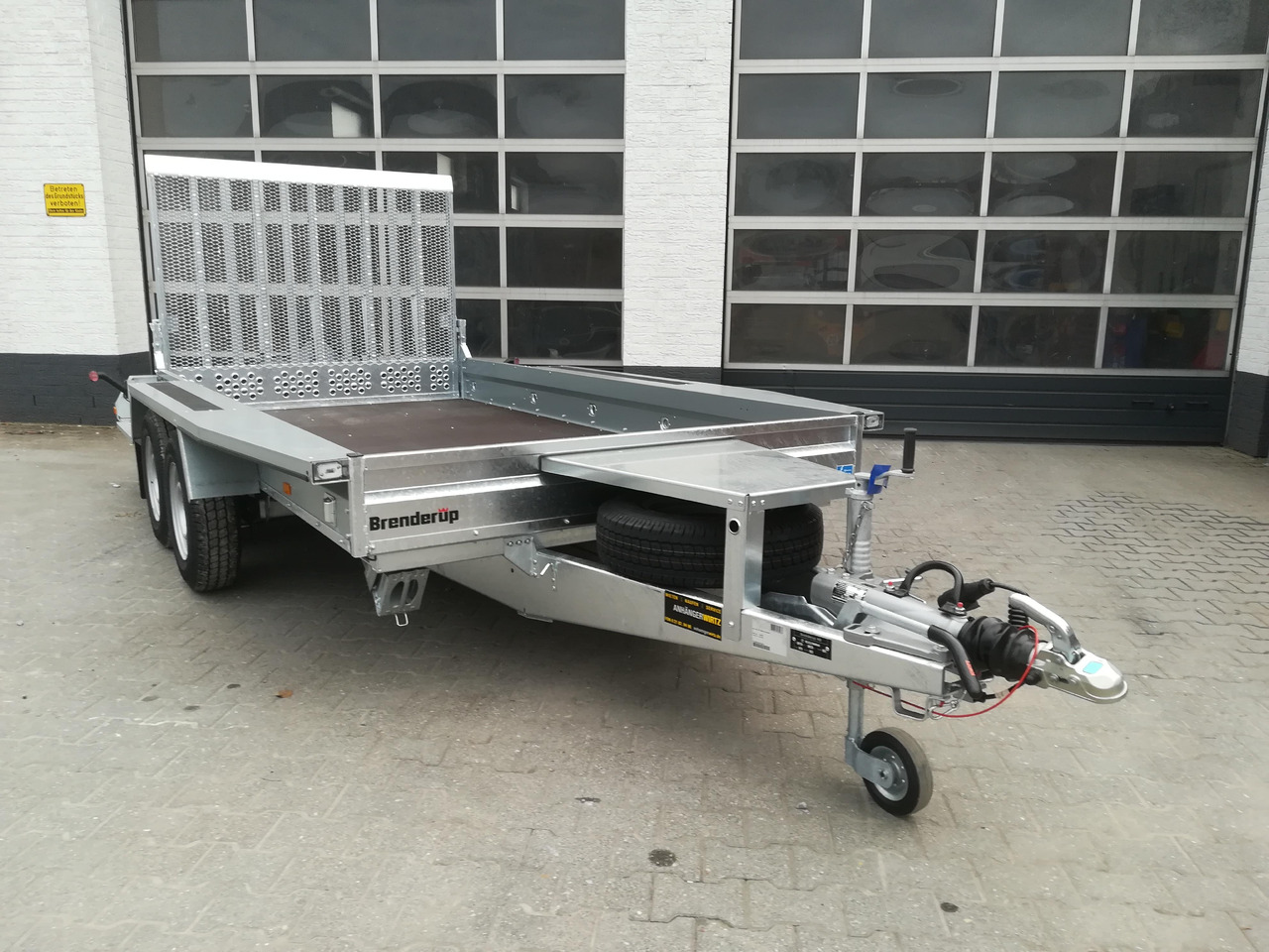 Brenderup MT 3651 MT3600 STB 3500 365x180x27cm Auffahrklappe Löffelablage (L) 3500kg Modell 2025 - Plant trailer: picture 5 Brenderup MT 3651 MT3600 STB 3500 365x180x27cm Auffahrklappe Löffelablage (L) 3500kg Modell 2025 - Plant trailer: picture 5