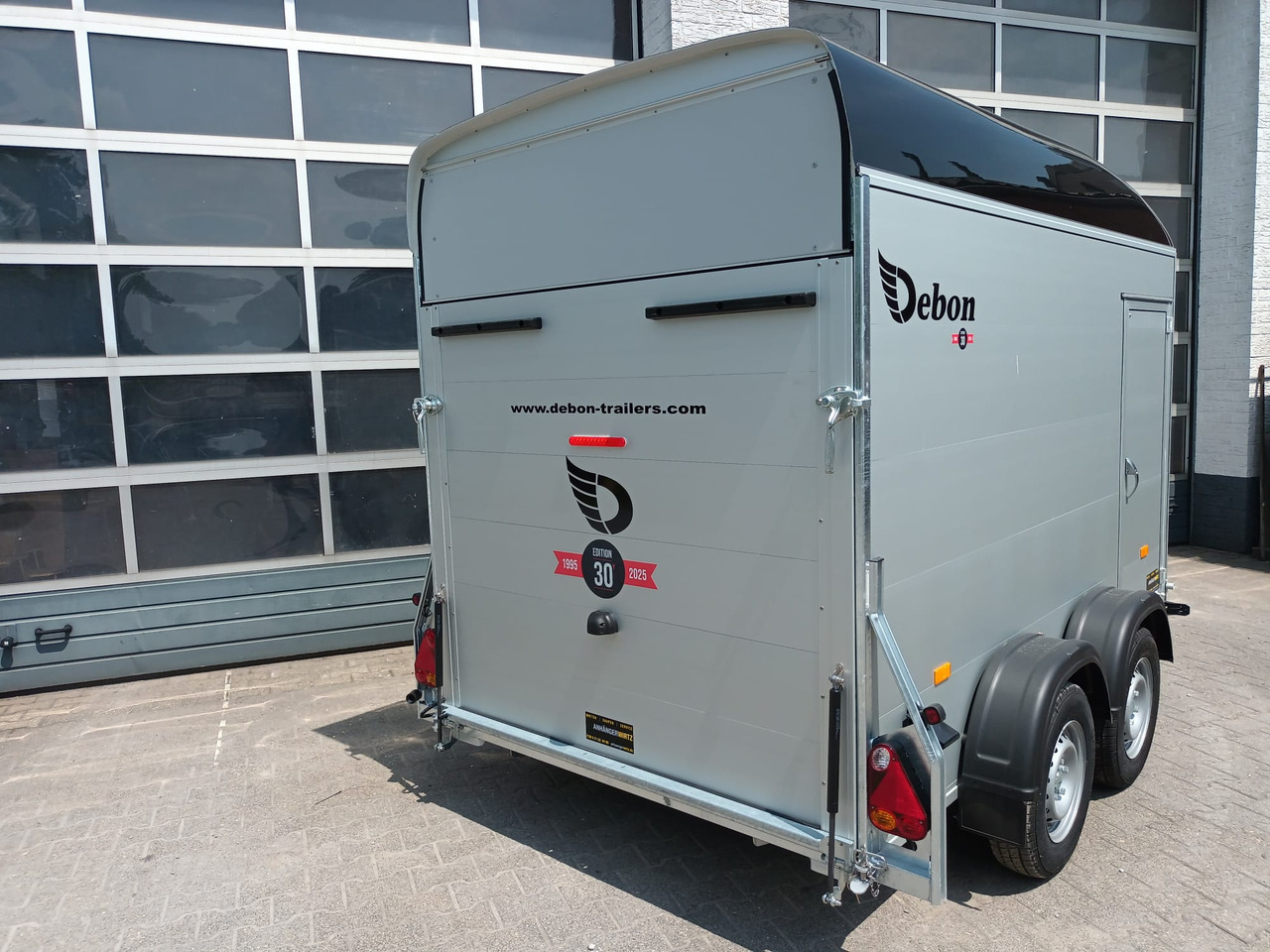 Cargo Roadster 500+ 312x167x199cm Alu Poly black Seitentür Pullman 100km/H 2600kg - Car trailer: picture 4 Cargo Roadster 500+ 312x167x199cm Alu Poly black Seitentür Pullman 100km/H 2600kg - Car trailer: picture 4