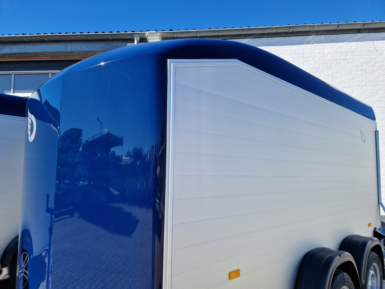 Cargo Roadster 700 plus 375x180x200cm Alu Poly kingblue Seitentür Alufelgen darkline Pullman 2600kg - Closed box trailer: picture 4 Cargo Roadster 700 plus 375x180x200cm Alu Poly kingblue Seitentür Alufelgen darkline Pullman 2600kg - Closed box trailer: picture 4