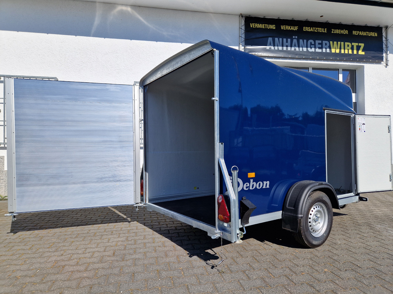 Debon Cargo 1300 300x152x168cm royal blau Seitentür 100km/H Pullman 1300kg - Closed box trailer: picture 3 Debon Cargo 1300 300x152x168cm royal blau Seitentür 100km/H Pullman 1300kg - Closed box trailer: picture 3