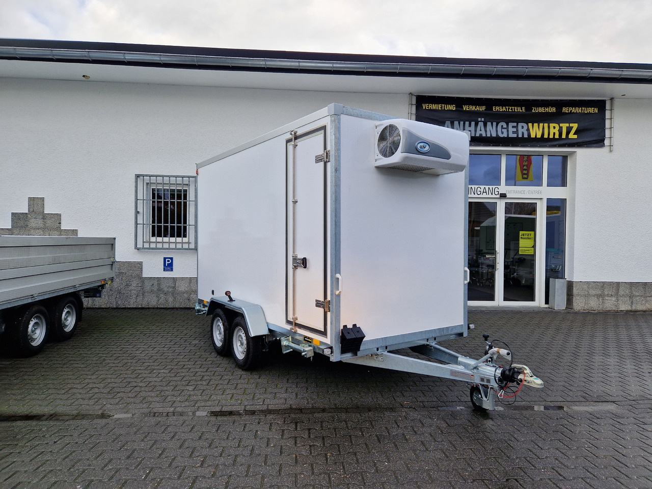 Kargo CoolBoxx FK2736HT 355x162x198cm Seitentür 230V +Kühler Govi Arktik 2000 100km/H 2700kg - Refrigerated trailer: picture 2 Kargo CoolBoxx FK2736HT 355x162x198cm Seitentür 230V +Kühler Govi Arktik 2000 100km/H 2700kg - Refrigerated trailer: picture 2