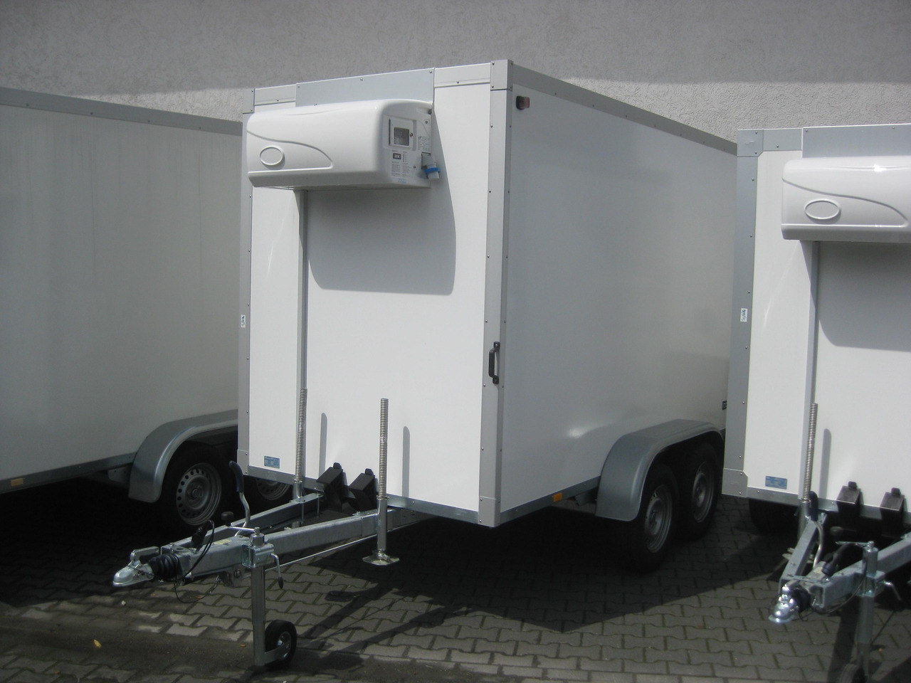 Kühlanhänger AZKF 2735/155 343x154x200cm GOVI Kühlaggregat 4 Iso 60 Frioliner Juli Aktion - Refrigerated trailer: picture 1 Kühlanhänger AZKF 2735/155 343x154x200cm GOVI Kühlaggregat 4 Iso 60 Frioliner Juli Aktion - Refrigerated trailer: picture 1