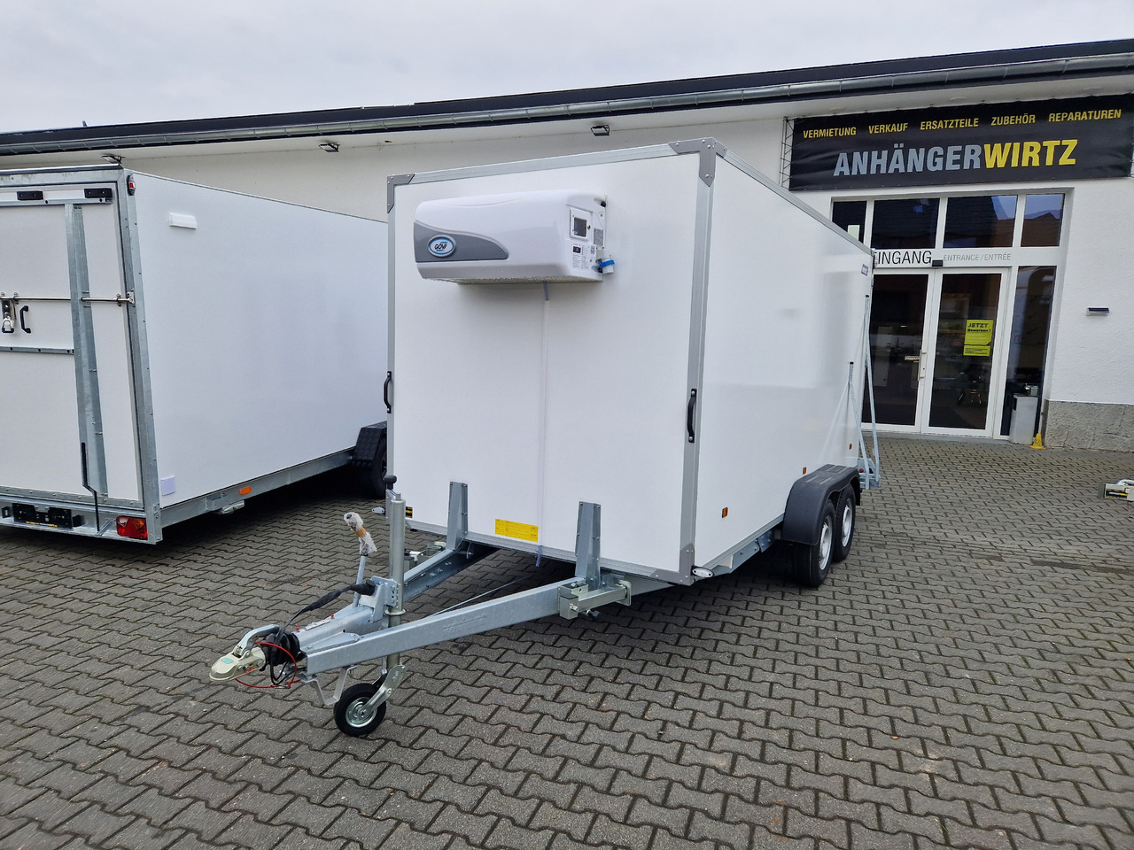 Tiefkühlanhänger 2719 F4 408x175x190cm GOVI Arktik 2000P Aluboden 2700kg - Refrigerated trailer: picture 2 Tiefkühlanhänger 2719 F4 408x175x190cm GOVI Arktik 2000P Aluboden 2700kg - Refrigerated trailer: picture 2