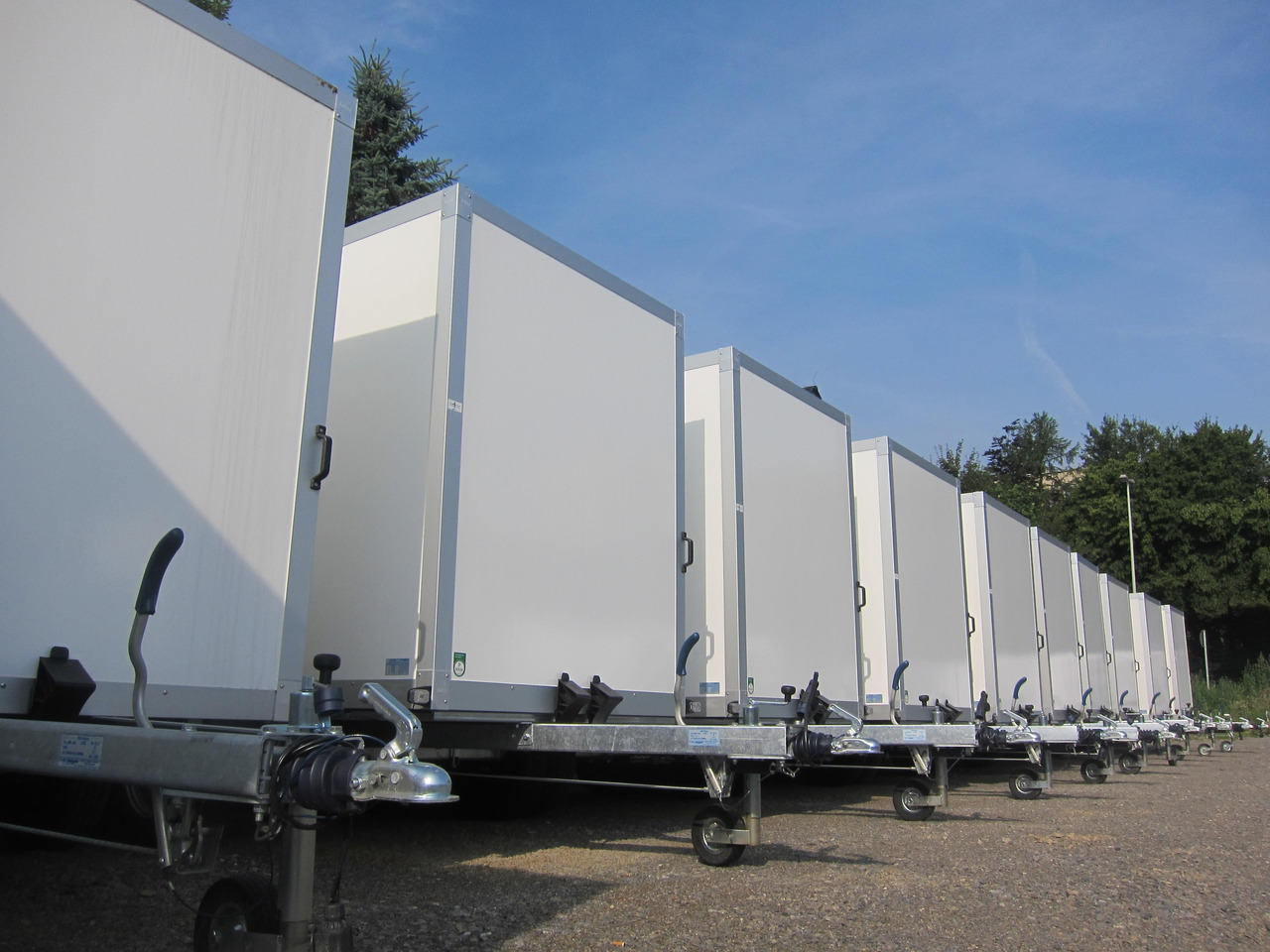 WM Meyer Koffer AZ 2030/151 S30 301x151x185cm (M) 2000kg Modell 2024 - Closed box trailer: picture 2 WM Meyer Koffer AZ 2030/151 S30 301x151x185cm (M) 2000kg Modell 2024 - Closed box trailer: picture 2