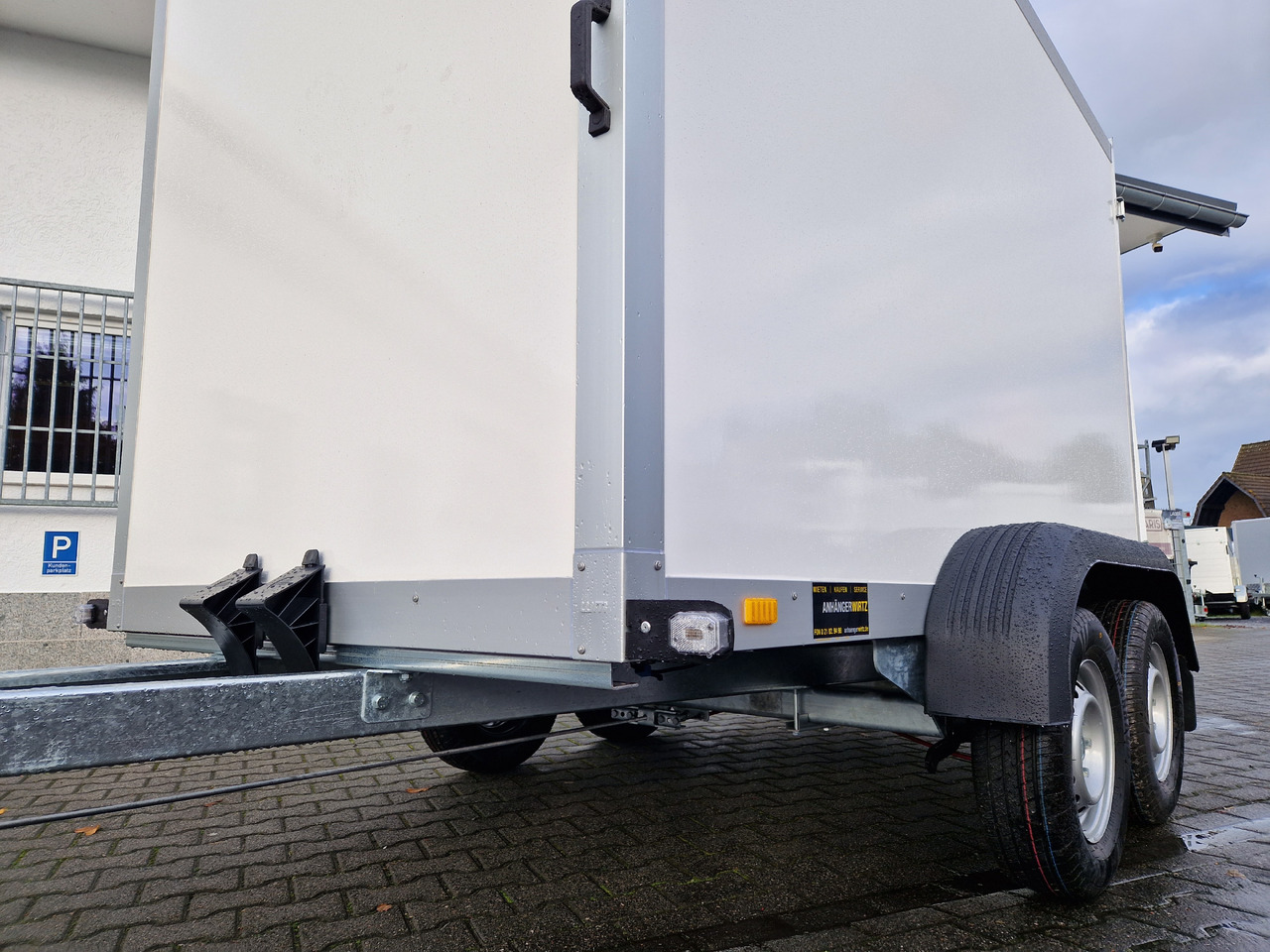 WM Meyer Koffer AZ 2030/151 S30 301x151x185cm (M) 2000kg Modell 2024 - Closed box trailer: picture 5 WM Meyer Koffer AZ 2030/151 S30 301x151x185cm (M) 2000kg Modell 2024 - Closed box trailer: picture 5