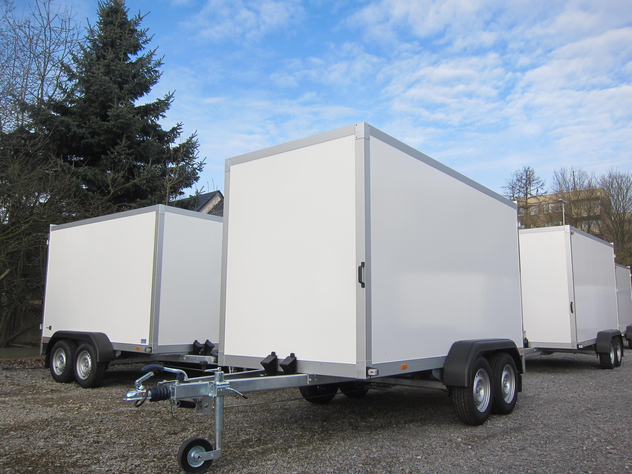 WM Meyer Koffer AZ 2035/151 S35 351x151x185cm (L) 2000kg - Closed box trailer: picture 1 WM Meyer Koffer AZ 2035/151 S35 351x151x185cm (L) 2000kg - Closed box trailer: picture 1