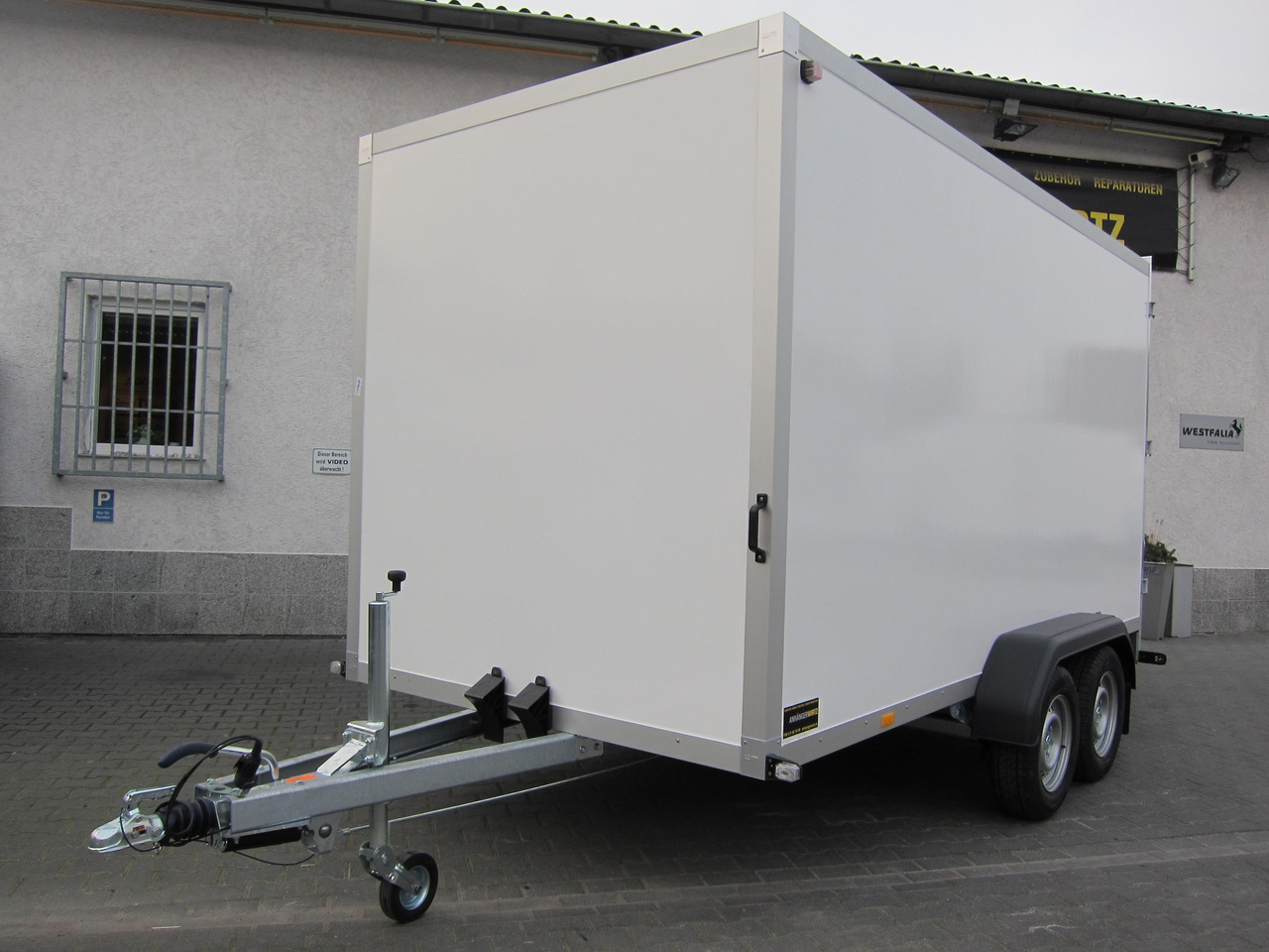 WM Meyer Koffer AZ 3540/185 S35 401x185x205cm (XL) 3500kg Aktion - Closed box trailer: picture 2 WM Meyer Koffer AZ 3540/185 S35 401x185x205cm (XL) 3500kg Aktion - Closed box trailer: picture 2