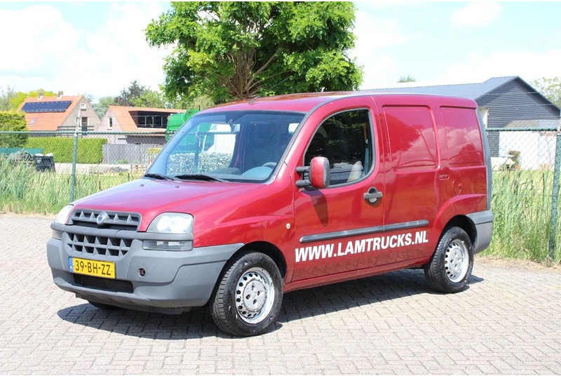 Fiat Doblò Cargo 1.9 JTD SCHUIFDEUR - Panel van: picture 1 Fiat Doblò Cargo 1.9 JTD SCHUIFDEUR - Panel van: picture 1