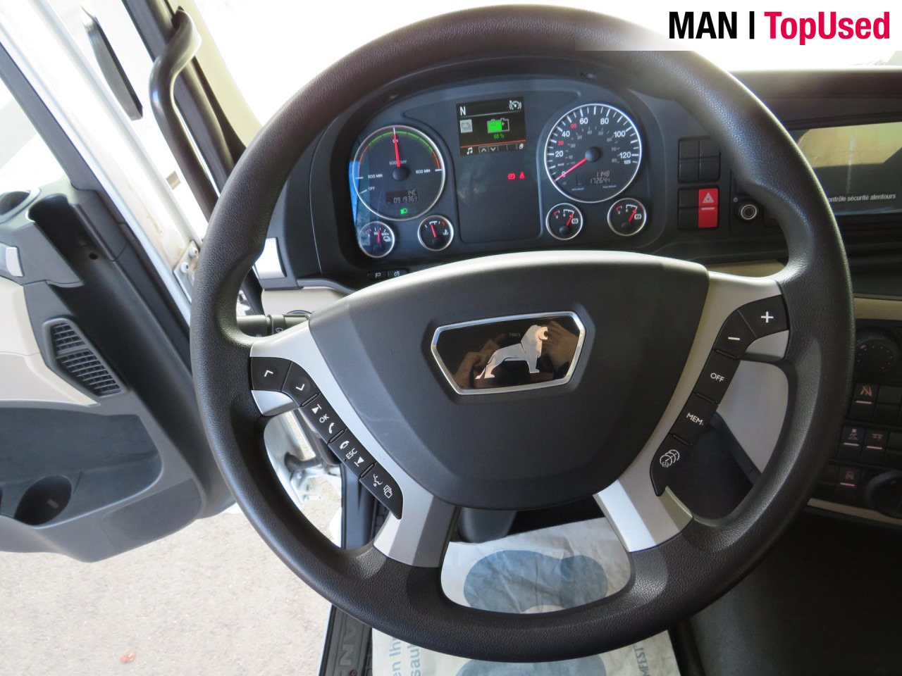 MAN eTGM 26.360 E 6X2-4 LL Kühlkoffer Klima Luftfeder - Refrigerated truck, Electric truck: picture 4 MAN eTGM 26.360 E 6X2-4 LL Kühlkoffer Klima Luftfeder - Refrigerated truck, Electric truck: picture 4