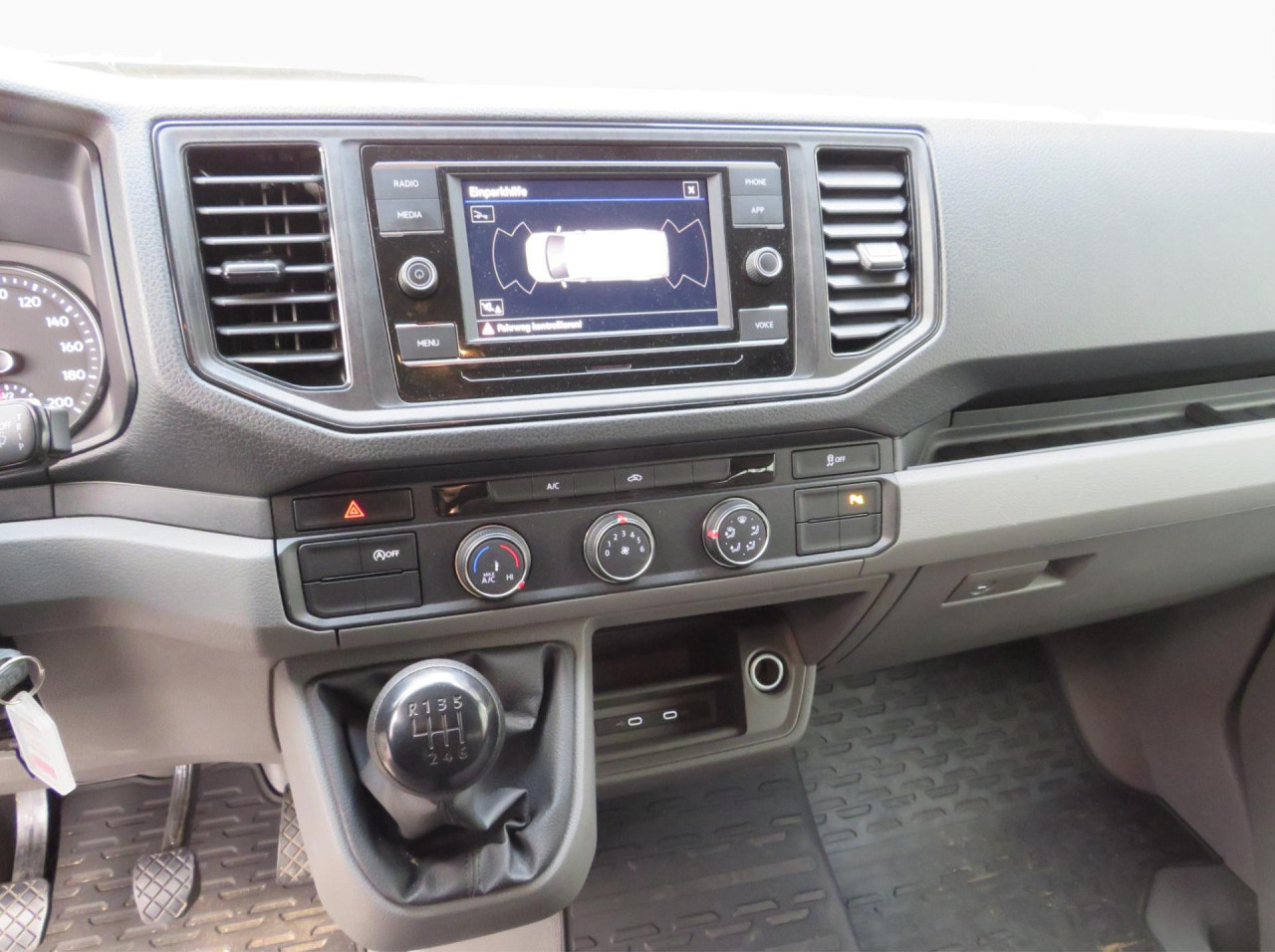 VOLKSWAGEN Crafter 35 L4H3 Doka Kasten Klima AHK Navi ZV - Panel van, Crew cab van: picture 4 VOLKSWAGEN Crafter 35 L4H3 Doka Kasten Klima AHK Navi ZV - Panel van, Crew cab van: picture 4
