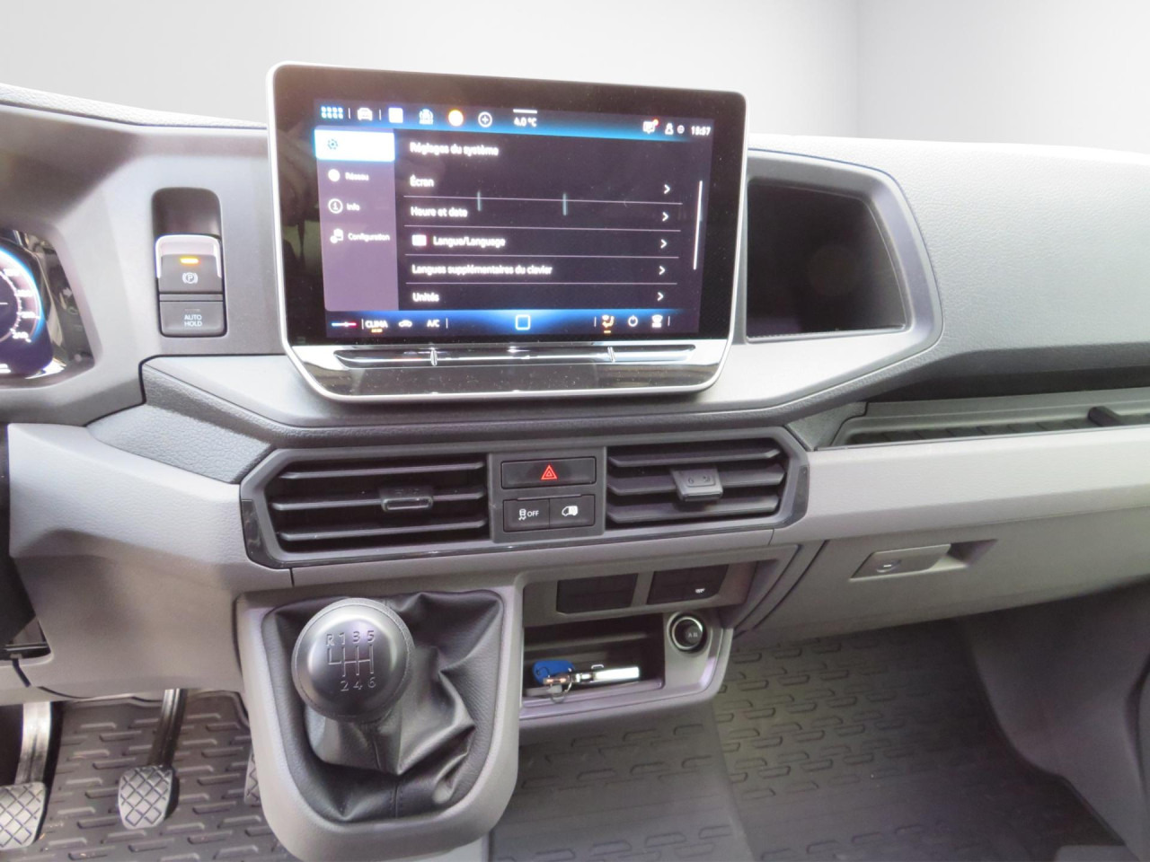 VOLKSWAGEN Crafter 35 L4H3 Kasten Klima ZV - Panel van: picture 4 VOLKSWAGEN Crafter 35 L4H3 Kasten Klima ZV - Panel van: picture 4