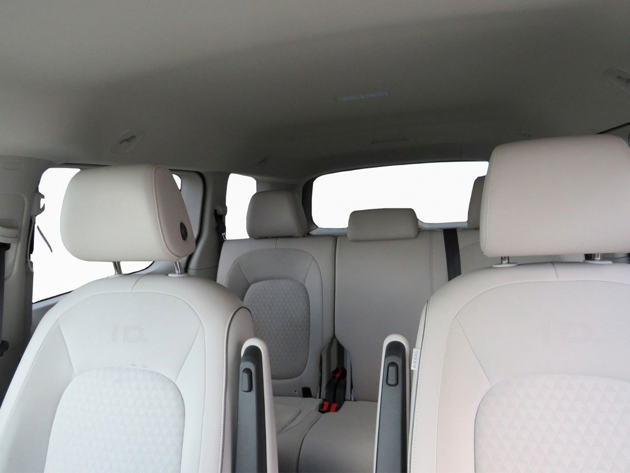 Minibus, Electric bus Volkswagen ID.Buzz Pro Design 150 kW Volkswagen ID.Buzz Pro Design 150 kW: picture 12