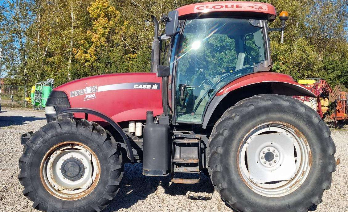 Case-IH MXU 125 Pro - Farm tractor: picture 2 Case-IH MXU 125 Pro - Farm tractor: picture 2