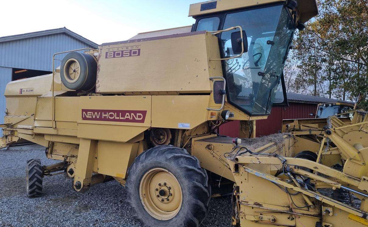 New Holland 8050 - Combine harvester: picture 3 New Holland 8050 - Combine harvester: picture 3