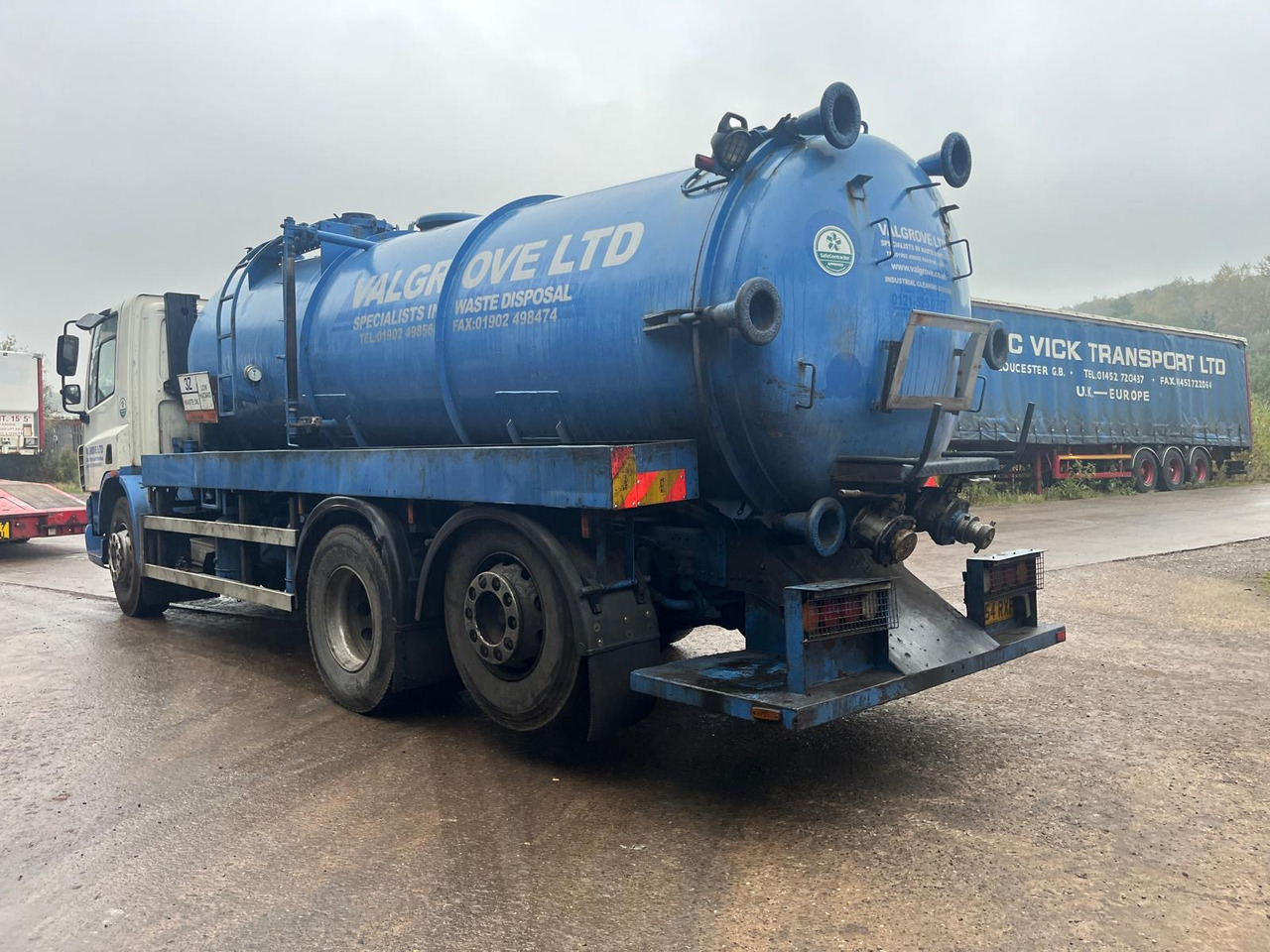 DAF 75 CF - Tanker truck: picture 3 DAF 75 CF - Tanker truck: picture 3