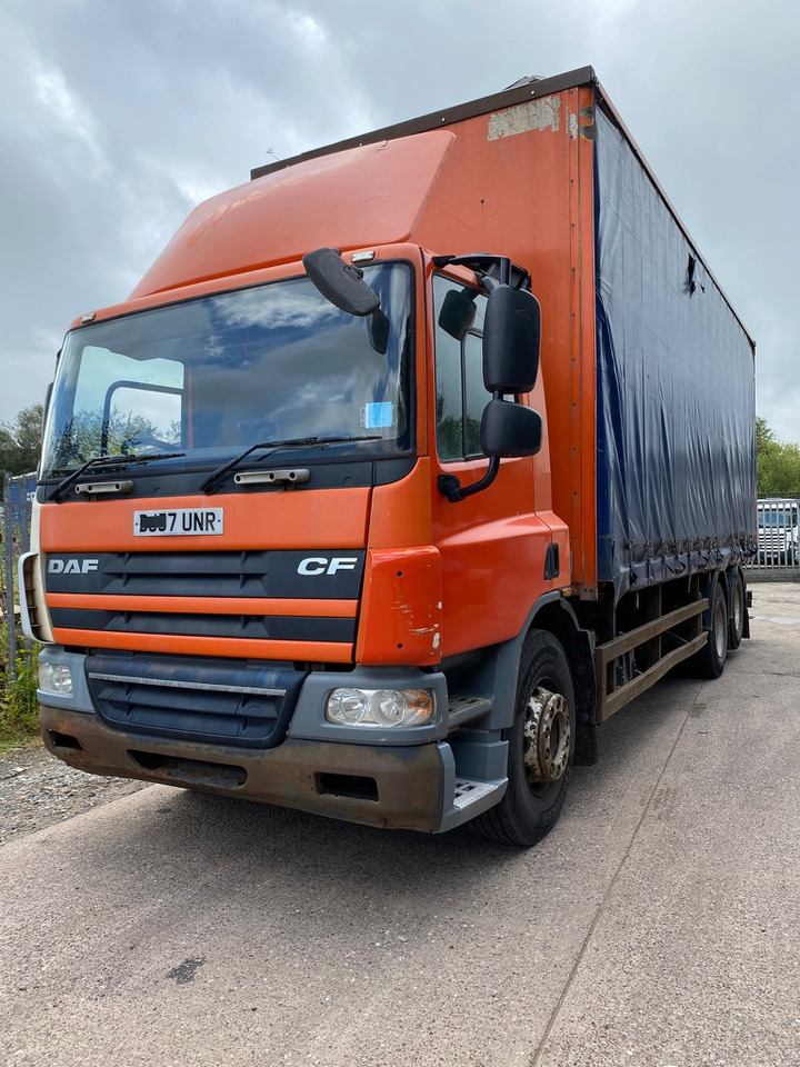 Daf 75 CF 310 6X2 Curtain side - Curtain side truck: picture 1 Daf 75 CF 310 6X2 Curtain side - Curtain side truck: picture 1