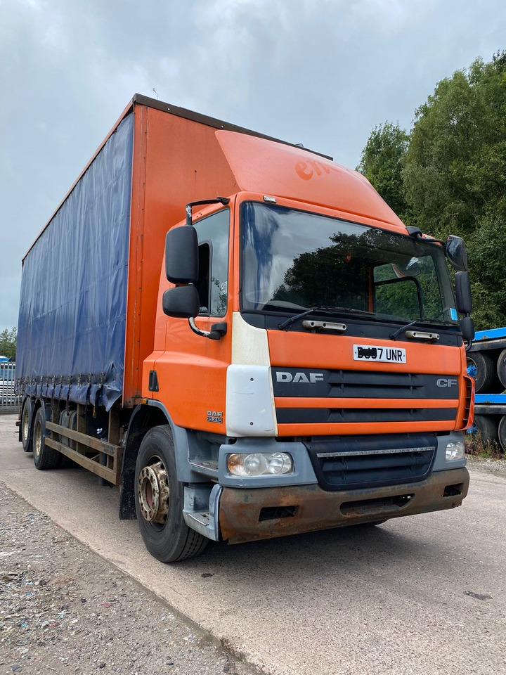 Daf 75 CF 310 6X2 Curtain side - Curtain side truck: picture 2 Daf 75 CF 310 6X2 Curtain side - Curtain side truck: picture 2
