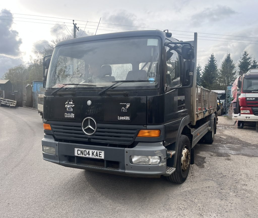Mercedes Atego 1623 4x2 Rigid - Dropside/ Flatbed truck, Crane truck: picture 1 Mercedes Atego 1623 4x2 Rigid - Dropside/ Flatbed truck, Crane truck: picture 1
