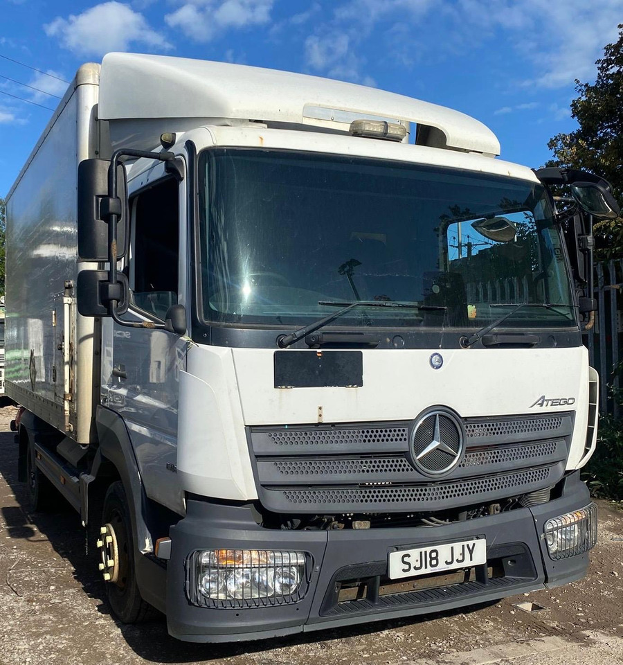 Mercedes Atego 816 - Box truck: picture 3 Mercedes Atego 816 - Box truck: picture 3