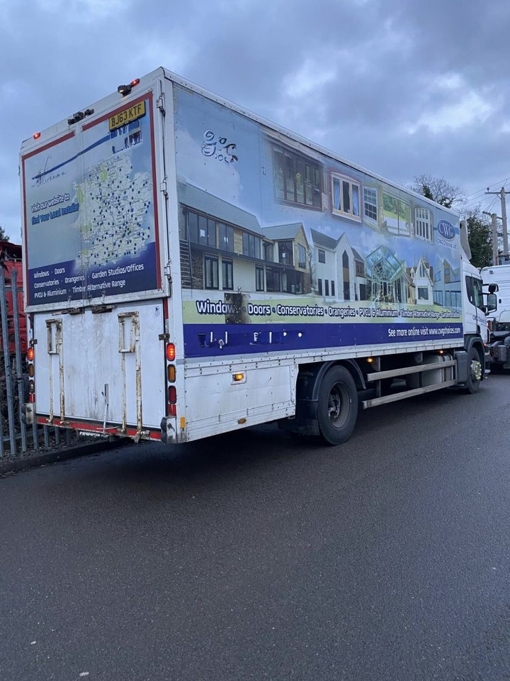 Scania P230 4x2 Box Van - Closed box van: picture 4 Scania P230 4x2 Box Van - Closed box van: picture 4