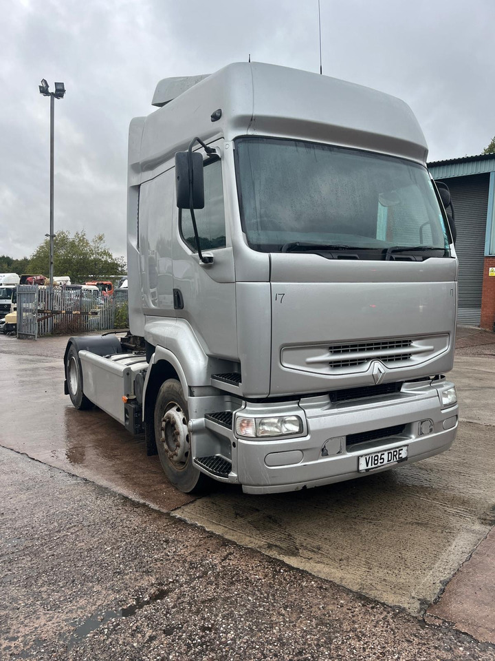 Renault Premium 385 - Tractor unit: picture 1 Renault Premium 385 - Tractor unit: picture 1