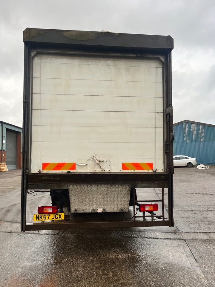 Volvo FM9 300 Euro 4 - Closed box van: picture 4 Volvo FM9 300 Euro 4 - Closed box van: picture 4