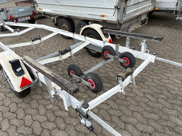 Bootsanhänger 1500 kg ZG, 6400 x 1920 mm - Boat trailer: picture 3 Bootsanhänger 1500 kg ZG, 6400 x 1920 mm - Boat trailer: picture 3