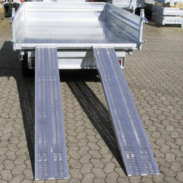 Brenderup 3-Seitenkipper, TT5325ATB2700, 2,7 to. H+E-Pumpe,325x180x35cm - Tipper trailer: picture 4 Brenderup 3-Seitenkipper, TT5325ATB2700, 2,7 to. H+E-Pumpe,325x180x35cm - Tipper trailer: picture 4