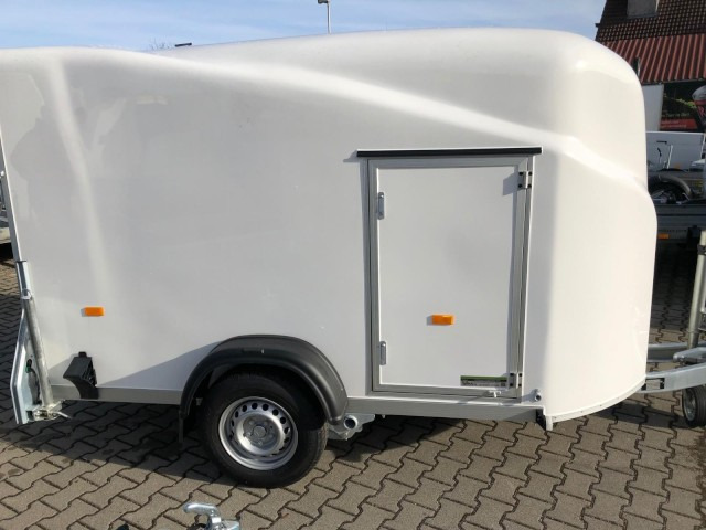 Cheval Liberte Debon Cargo 2 Poly + Türe weiß 1300 kg, 100 km/h, 300x155x168cm - Closed box trailer: picture 5 Cheval Liberte Debon Cargo 2 Poly + Türe weiß 1300 kg, 100 km/h, 300x155x168cm - Closed box trailer: picture 5