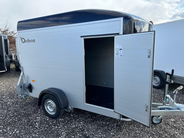 Cheval Liberte Debon Roadster 300, C300 Alu + Türe 1300 kg, 100 km/h, 300x155x190cm - Closed box trailer: picture 5 Cheval Liberte Debon Roadster 300, C300 Alu + Türe 1300 kg, 100 km/h, 300x155x190cm - Closed box trailer: picture 5