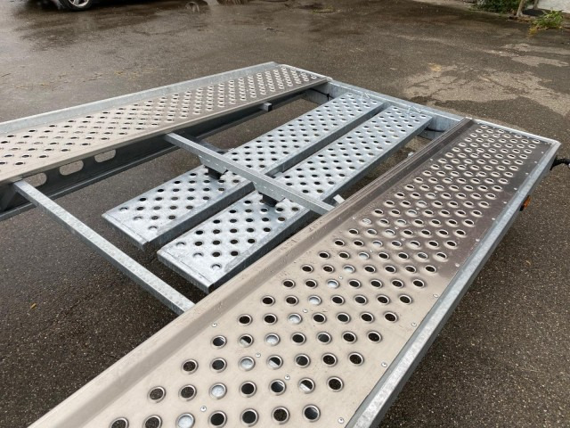 Gala BGG Taurus Duo 85 35 3, 8500 x 2150 mm, 3-Achs, für 2 Autos - Autotransporter trailer: picture 4 Gala BGG Taurus Duo 85 35 3, 8500 x 2150 mm, 3-Achs, für 2 Autos - Autotransporter trailer: picture 4