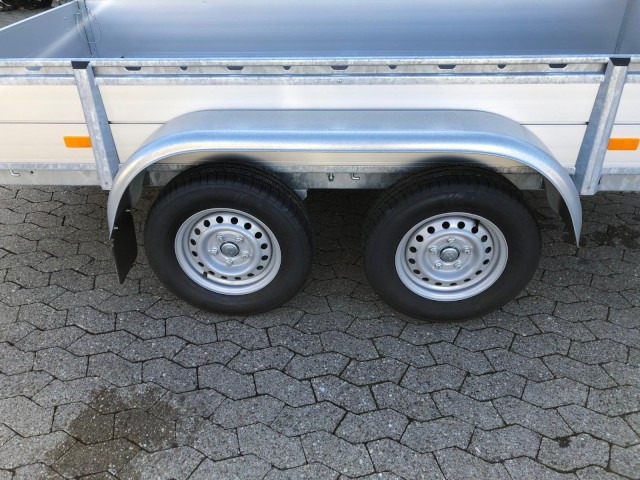 Hapert Azure L-2 Tieflader 3030 x 1490 x 370 mm, ZG 2,7 to. - Car trailer: picture 5 Hapert Azure L-2 Tieflader 3030 x 1490 x 370 mm, ZG 2,7 to. - Car trailer: picture 5