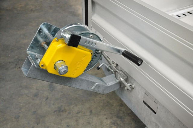 Humbaur Autotransportanhänger Universal 3500, 4000 x 2030 mm, 3,5 to. - Autotransporter trailer: picture 4 Humbaur Autotransportanhänger Universal 3500, 4000 x 2030 mm, 3,5 to. - Autotransporter trailer: picture 4