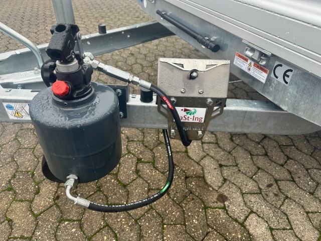 Humbaur HUK 273117 Heckkipper 2,7 t. AkkuFlex 3140 x 1750 x 300 mm - Tipper trailer: picture 2 Humbaur HUK 273117 Heckkipper 2,7 t. AkkuFlex 3140 x 1750 x 300 mm - Tipper trailer: picture 2