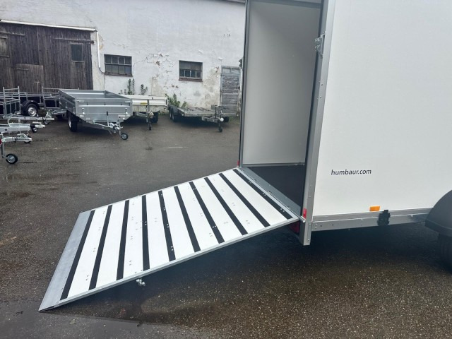 Humbaur Koffer HK 254018-20P FlexZurr, 2,5 to. 4060x1770x2000mm - Closed box trailer: picture 4 Humbaur Koffer HK 254018-20P FlexZurr, 2,5 to. 4060x1770x2000mm - Closed box trailer: picture 4