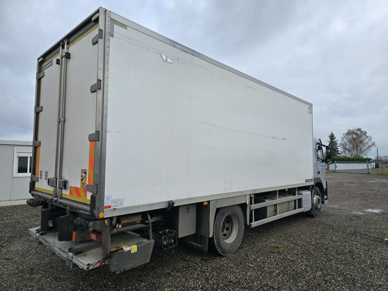 VOLVO FM 370 - ThermoKing - meat Rail - Refrigerated truck: picture 4 VOLVO FM 370 - ThermoKing - meat Rail - Refrigerated truck: picture 4