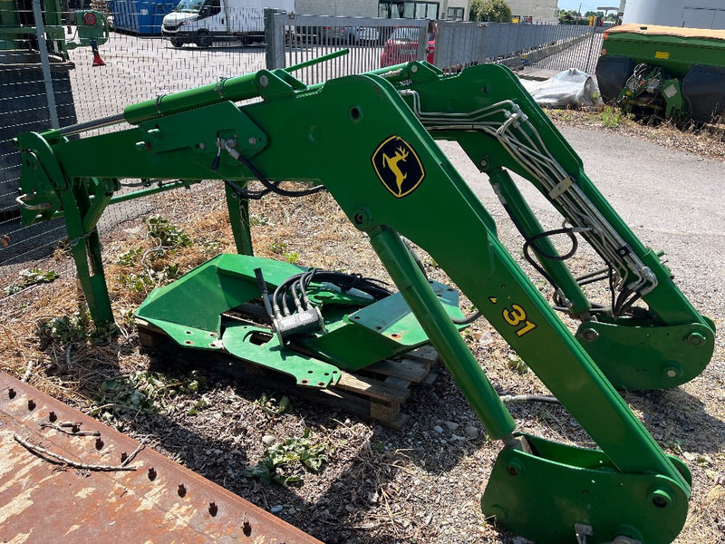 John Deere 731 - Attachment for Agricultural machinery: picture 2 John Deere 731 - Attachment for Agricultural machinery: picture 2