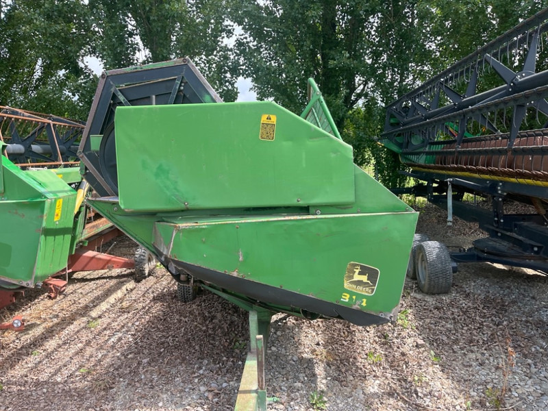 Combine harvester John Deere 1177: picture 8 Combine harvester John Deere 1177: picture 8