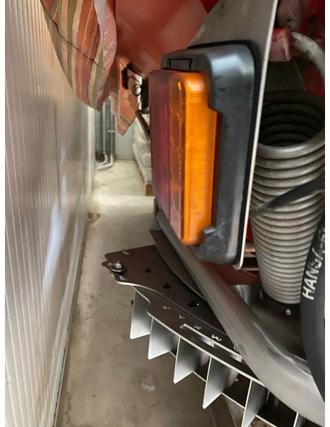 Kuhn Axis 40.1 W - Fertilizer spreader: picture 4 Kuhn Axis 40.1 W - Fertilizer spreader: picture 4