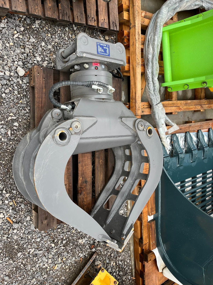 Balavto stone grapple BG08 with rotator - Grapple for Excavator: picture 2 Balavto stone grapple BG08 with rotator - Grapple for Excavator: picture 2