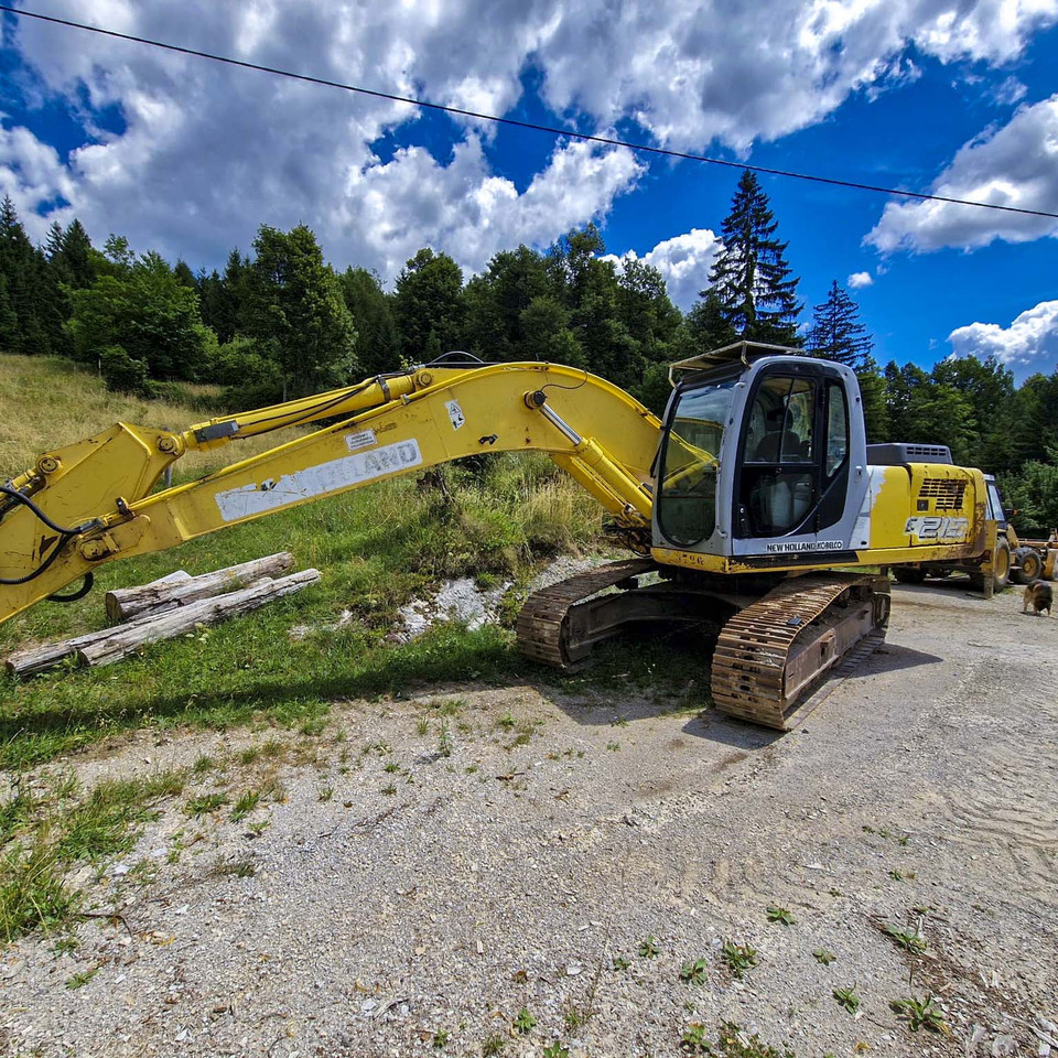 New Holland Kobelco E215 - Crawler excavator: picture 2 New Holland Kobelco E215 - Crawler excavator: picture 2
