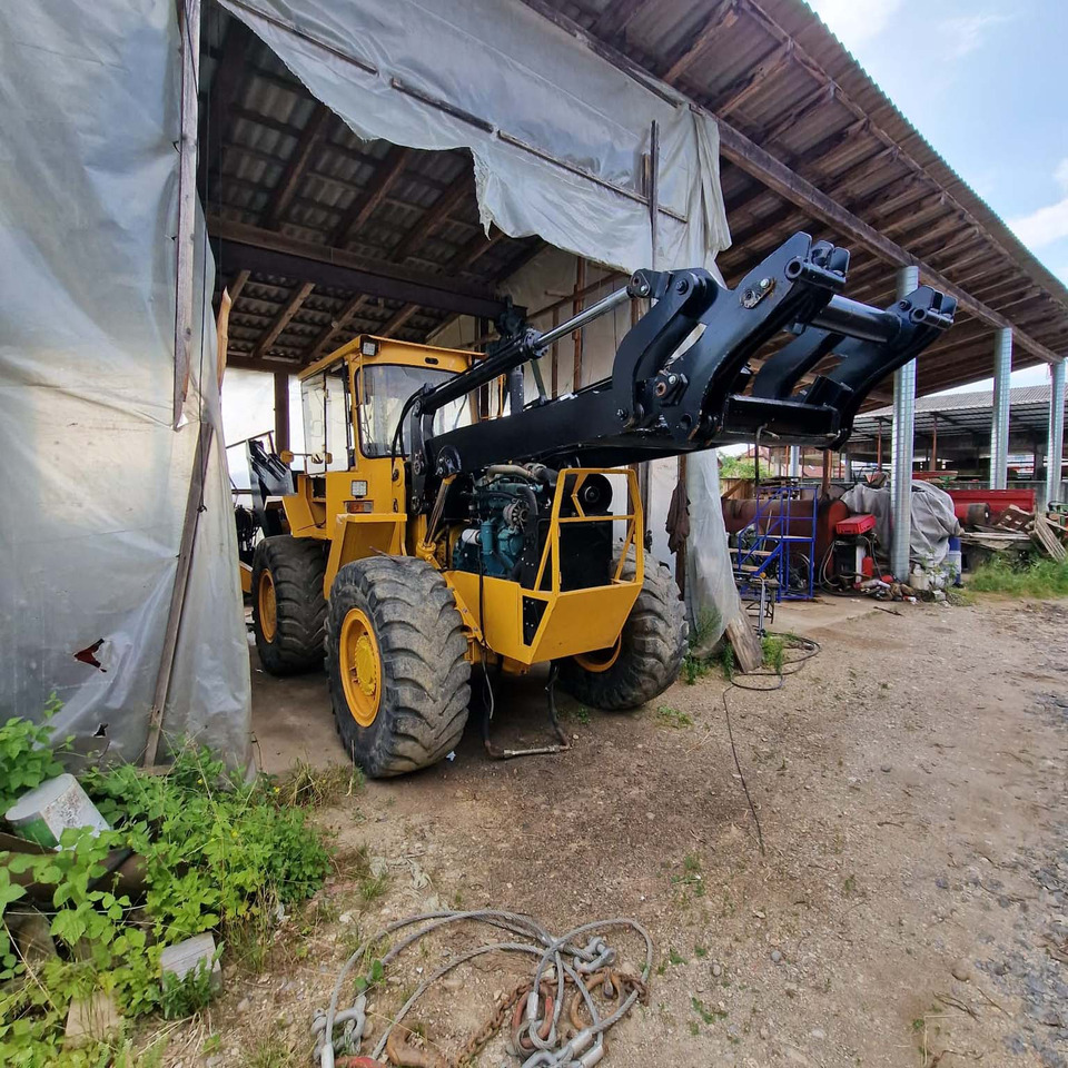 VOLVO BM6300 - Backhoe loader: picture 3 VOLVO BM6300 - Backhoe loader: picture 3