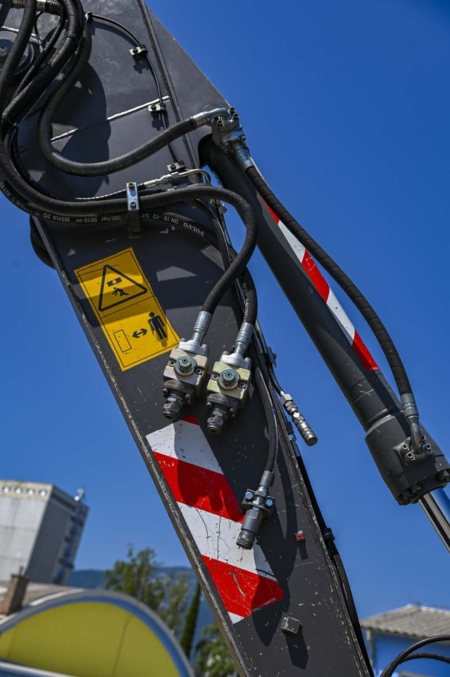 Wheel excavator VOLVO EWR150E: picture 19